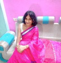 Reena - Transsexual escort in Hyderabad