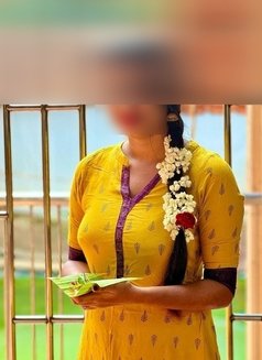 Reena Mallu Independent Yessma Actress - escort in Dubai Photo 5 of 12