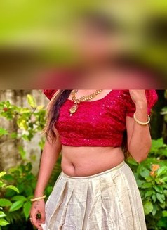 Reena Mallu Independent Yessma Actress - escort in Dubai Photo 10 of 12