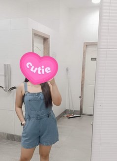Reena Independent 22 Yrs Model - escort in Mumbai Photo 1 of 12