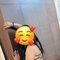 Somya singh - escort in Noida Photo 4 of 9