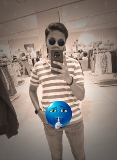 Reeshab Bharati - Male escort in Mumbai Photo 2 of 3