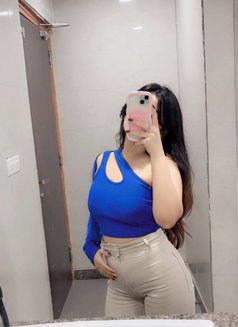 Reet Sharma - escort in Ajmān Photo 3 of 5