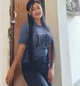 Reetu Gowda - puta in Bangalore Photo 1 of 1