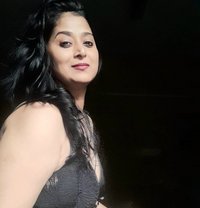 REETU - escort in Kolkata