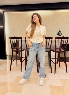 Reetu Sharma - escort in Sharjah Photo 1 of 4