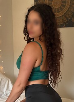 Reetusha - escort in Vijayawada Photo 1 of 4