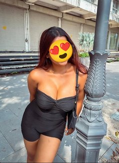 Independent hot girl available - escort in Kathmandu Photo 1 of 2