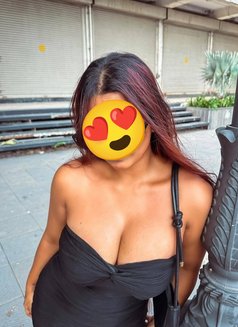 Independent hot girl available - escort in Kathmandu Photo 2 of 2