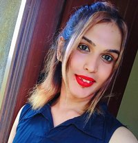 Reeza Shenel - Agencia de acompañantes transexuales in Colombo