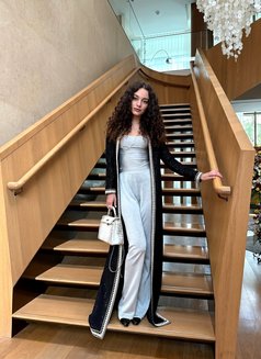 Regina Hot - escort in Dubai Photo 4 of 4