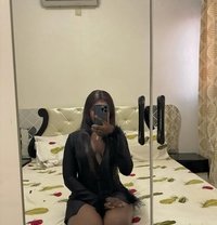 Regina - escort in Al Manama