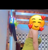 Regina - puta in Bangalore