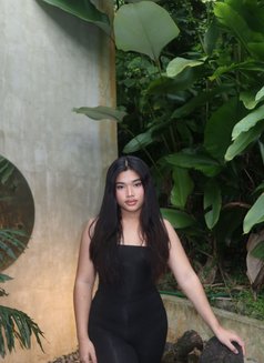 Regina Virgin George - Transsexual escort in Cebu City Photo 8 of 9
