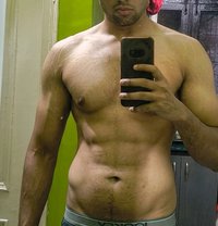 Regon0903 - Male escort in New Delhi