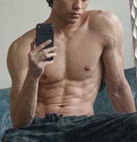 Regon0903 - Male escort in New Delhi