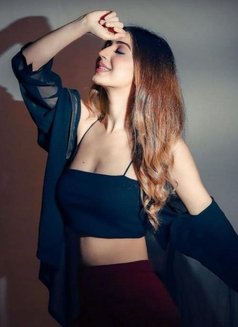 Reham - puta in Karāchi Photo 6 of 6