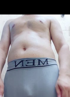 Rehan - Male escort in Doha Photo 1 of 3
