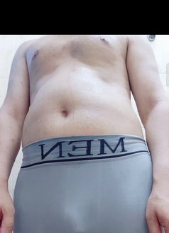 Rehan - Male escort in Doha Photo 2 of 3