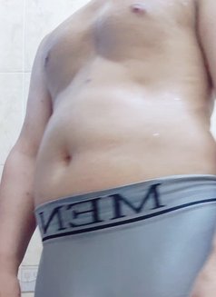 Rehan - Male escort in Doha Photo 3 of 3
