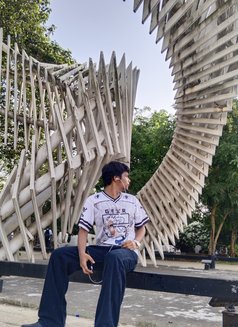 Rehan - Male escort in Mumbai Photo 3 of 4
