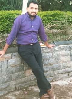Rehan - Acompañantes masculino in Lahore Photo 4 of 4