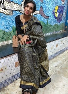Rehana - Transsexual escort in Kolkata Photo 2 of 4