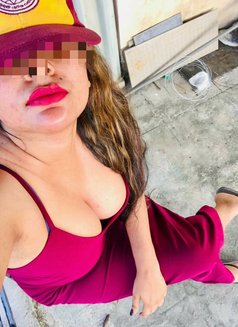 Rehani Fernando - puta in Colombo Photo 2 of 5