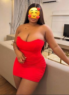 Rehema - escort in Abidjan Photo 3 of 4