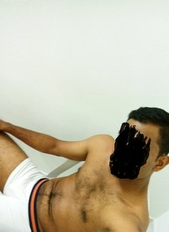 Rehen Fernando - masseur in Colombo Photo 4 of 5