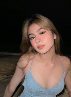 Young and Wild Reign 🤤 - puta in Hong Kong Photo 6 of 8