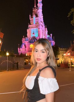 Young and Wild Reign 🤤 - puta in Hong Kong Photo 7 of 8