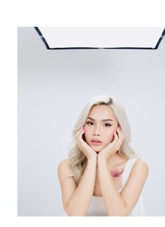 Reign - Transsexual escort in Manila Photo 2 of 11