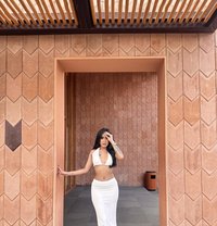 Reina Putri - escort in Bali