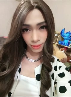 Reina - Transsexual escort in Pattaya Photo 8 of 8