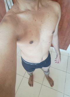 Relax... And Enjoy Massage for Ladies - Male escort in Dubai Photo 5 of 5