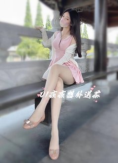 Relax in Taiwan + Gleezy: Yqy199 - Agencia de acompañantes masculinas in Taichung Photo 5 of 20