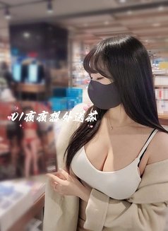 Relax in Taiwan + Gleezy: Yqy199 - escort agency in Taichung Photo 11 of 20