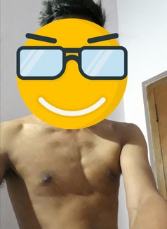 Relaxing Massage - Male escort in Colombo Photo 3 of 6