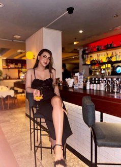 Rocket BOTH new here - Transsexual escort in Khobar Photo 2 of 8