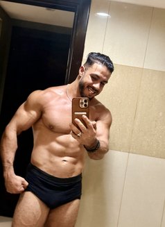 Relaxing with Sam in Dubai - Male escort in Dubai Photo 4 of 12
