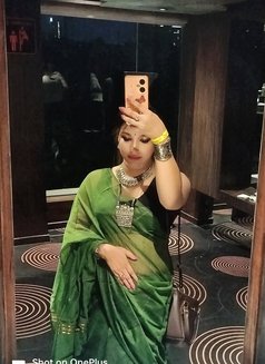 RELIABLE BENGALI SHEMALE MOUNI - Acompañantes transexual in Bangalore Photo 29 of 30