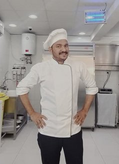 Remeee - Male escort in Doha Photo 6 of 6