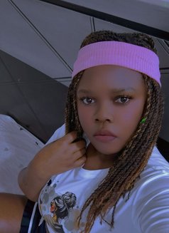 Remmy - escort in Tabuk Photo 3 of 5