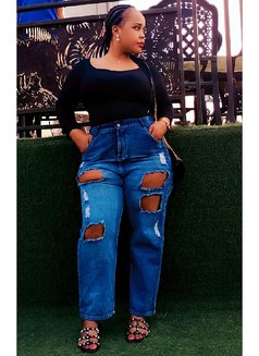 Remmy - escort in Pune Photo 5 of 14