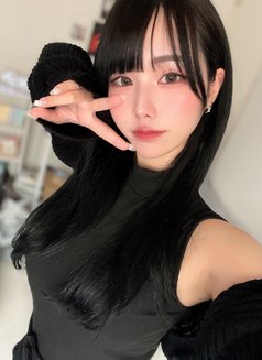 Remon - escort in Tokyo Photo 1 of 6