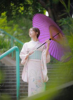 Remu - escort in Tokyo Photo 3 of 5