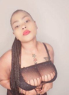 Remy - puta in Chandigarh Photo 3 of 3