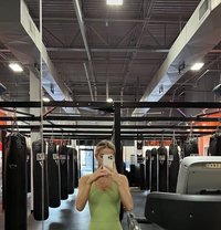 Ren - escort in Perth