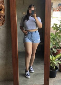 Cam independent .. - escort in New Delhi Photo 1 of 2